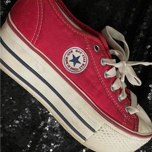 Max Star Platform Red Sneakers